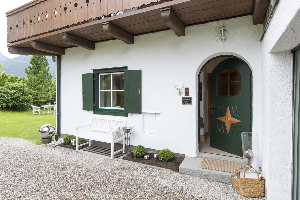 Forest Chalet, 15 Min To Salzburg Olt Town, And Most Beautiful Lakes, Secluded Location, 1,000 Sqm Garden, Mountainview, Panorama Sauna, Bath Whirlpool, Bbq&Bikes&Sunbeds For Free, Up To 10 P Golling an der Salzach Exteriér fotografie