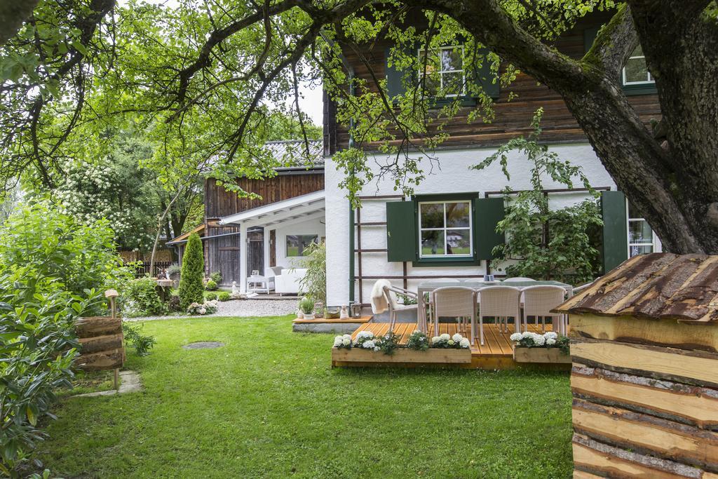 Forest Chalet, 15 Min To Salzburg Olt Town, And Most Beautiful Lakes, Secluded Location, 1,000 Sqm Garden, Mountainview, Panorama Sauna, Bath Whirlpool, Bbq&Bikes&Sunbeds For Free, Up To 10 P Golling an der Salzach Exteriér fotografie